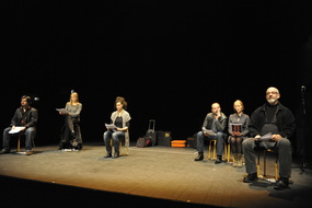  D325752