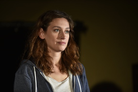  EZ02423