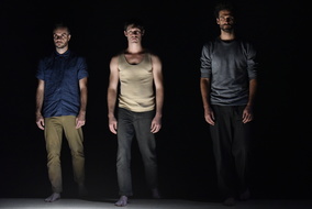  EZ18498