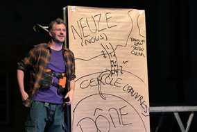 PEZR5698