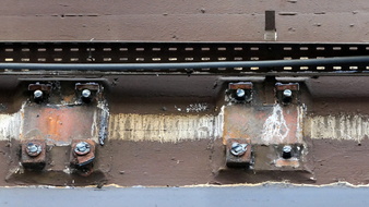 PEZR8322