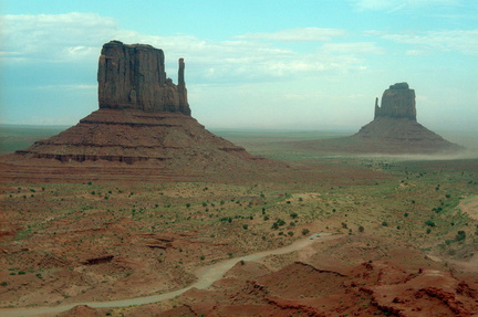 Monument Valley 290