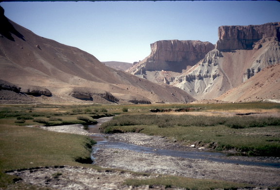 Band e Amir 890