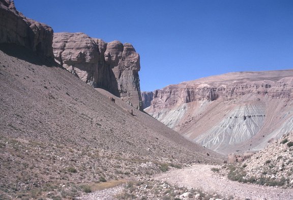 Band e Amir 001