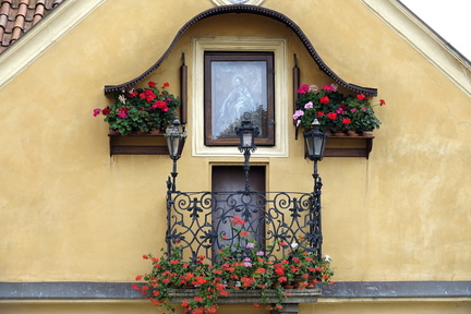  EZS6284